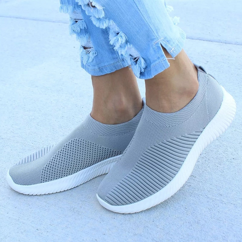 Women Flats Shoes Plus Size 43 Breathable Mesh Platform Sneakers Women Slip on Soft Ladies Casual Shoes Woman Knit Sock Flats