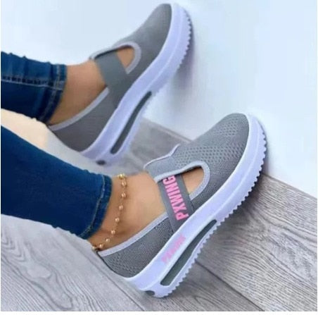 2022 New Breathable Woman Tennis Shoes Canvas Shoe Female Casual Shoes Ladies Sport Shoes Platform Sneaker Hollow Out Shoes